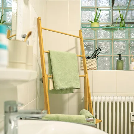 Einzigartiges Scandi-apartment In Der Innenstadt Ruhig, Stilvoll & Mit Wlan Apartamento